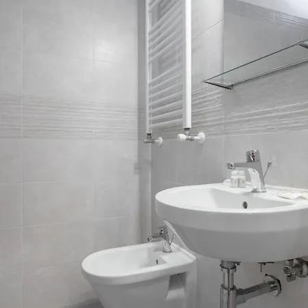 Cornelia Penthouse 4*